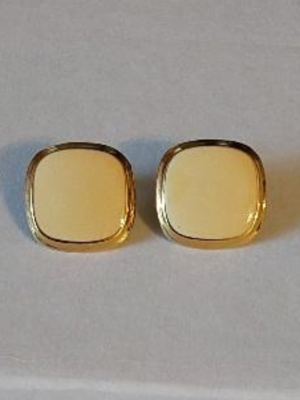 Vintage Sarah Coventry Gold-Tone Enamel Post Earrings